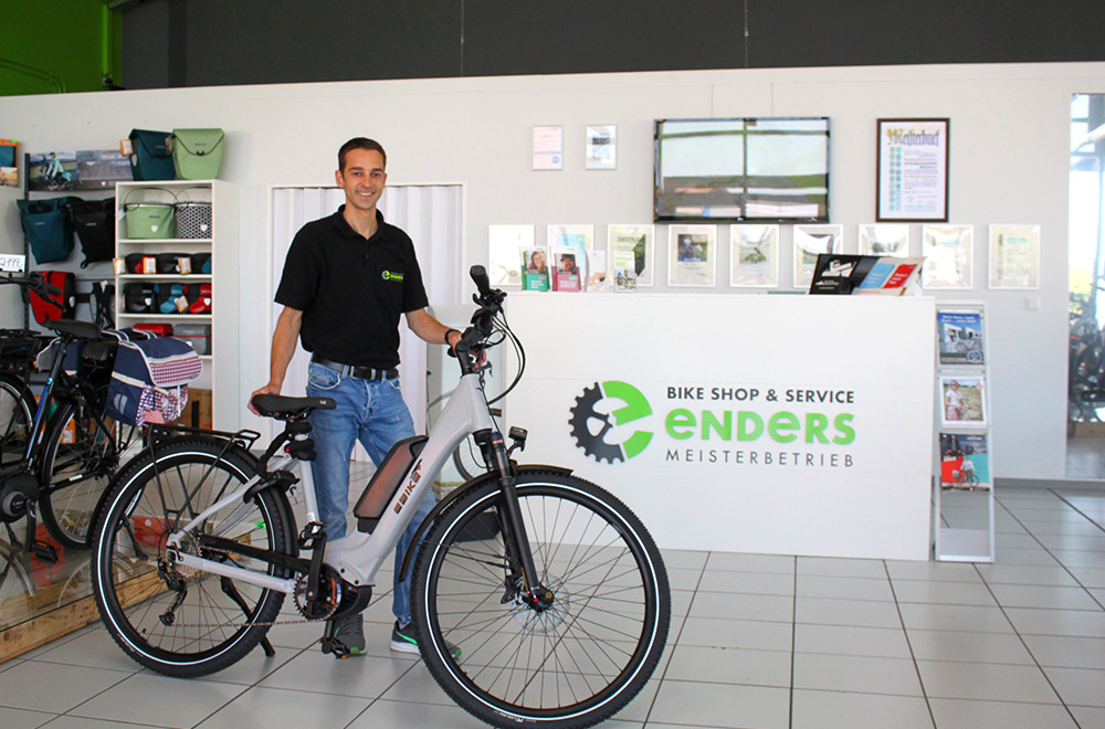 E Bike Verkaufsleiter Manuel Fink Bike Service Enders